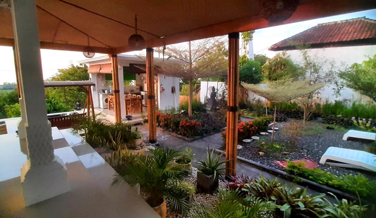 Cantik Villa Lovina Exteriör bild