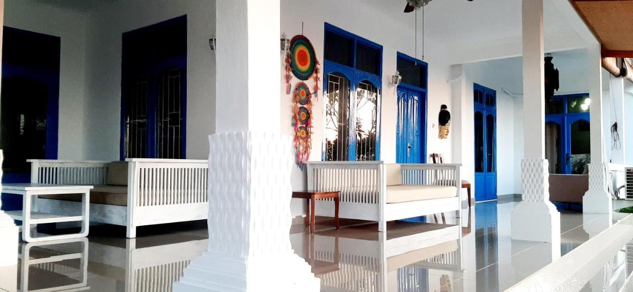 Cantik Villa Lovina Exteriör bild