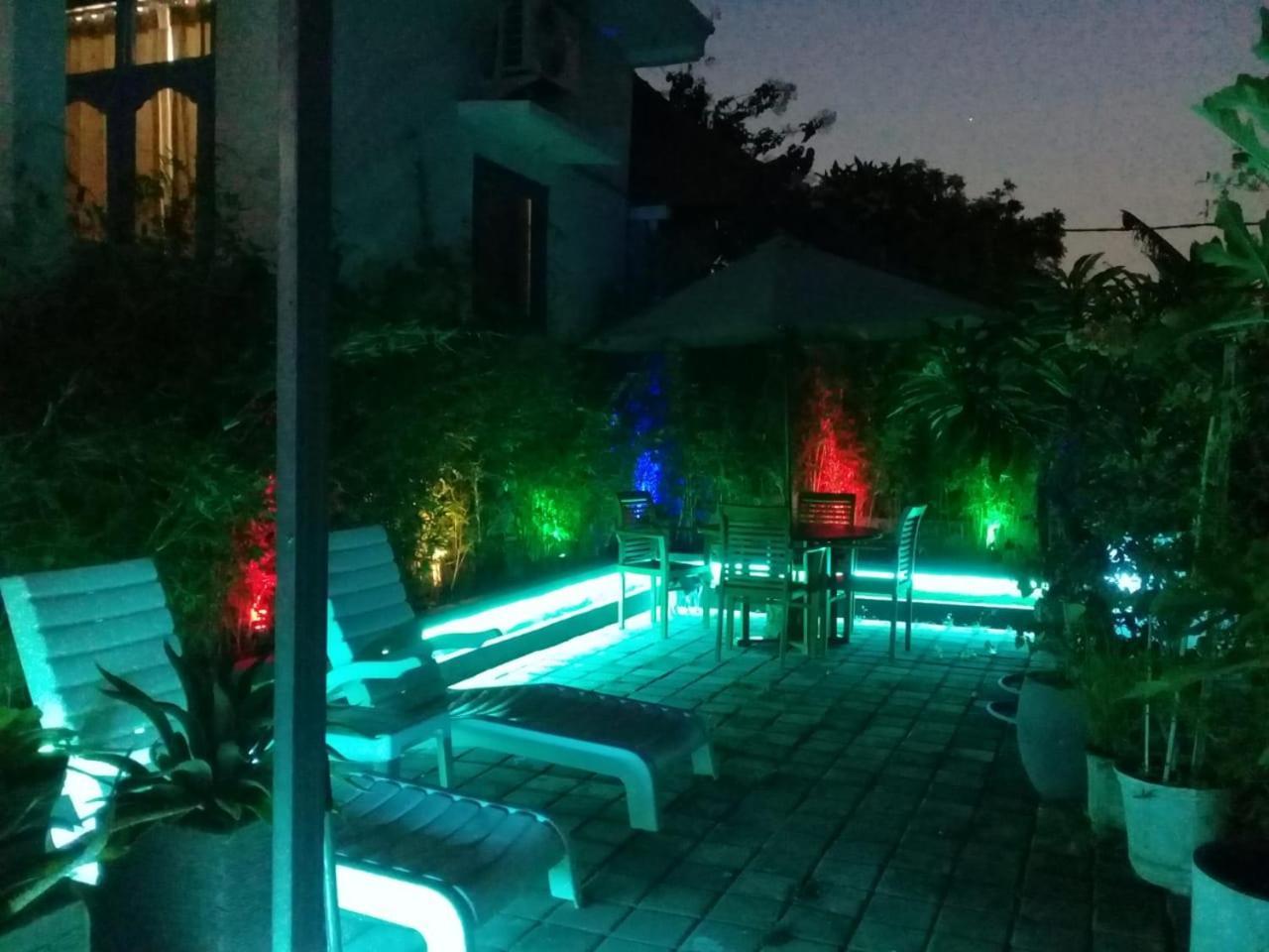 Cantik Villa Lovina Exteriör bild